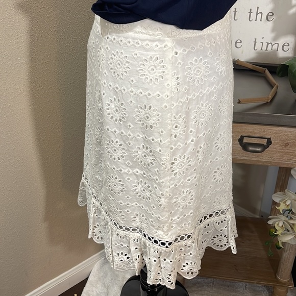 White Eyelet Lace Skirt TRN20 - Picture 4 of 6